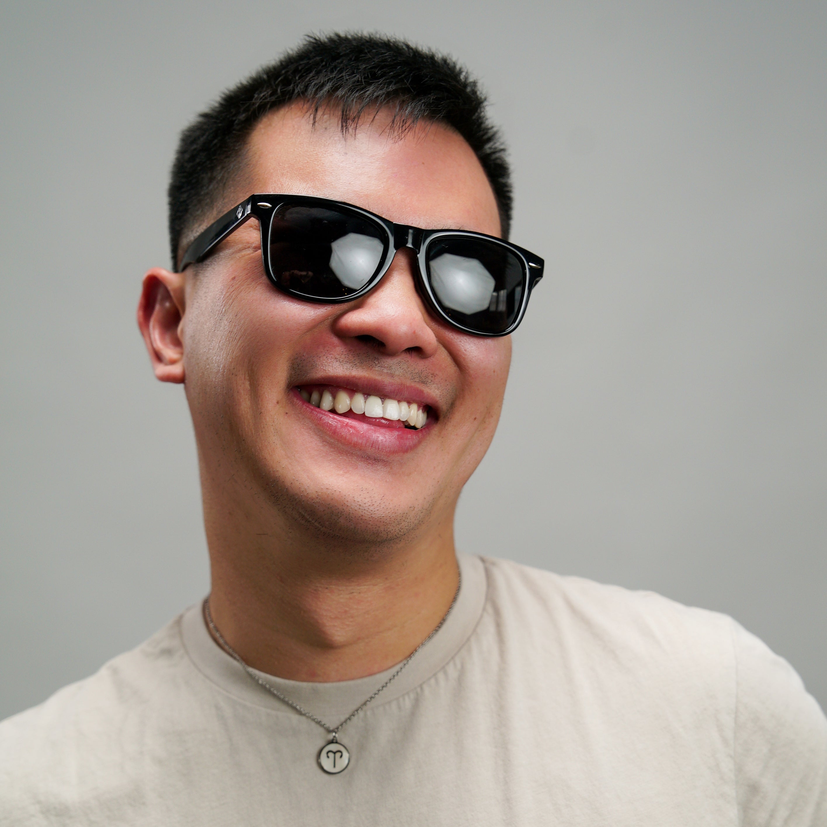 Black Wayfarer Sunglasses