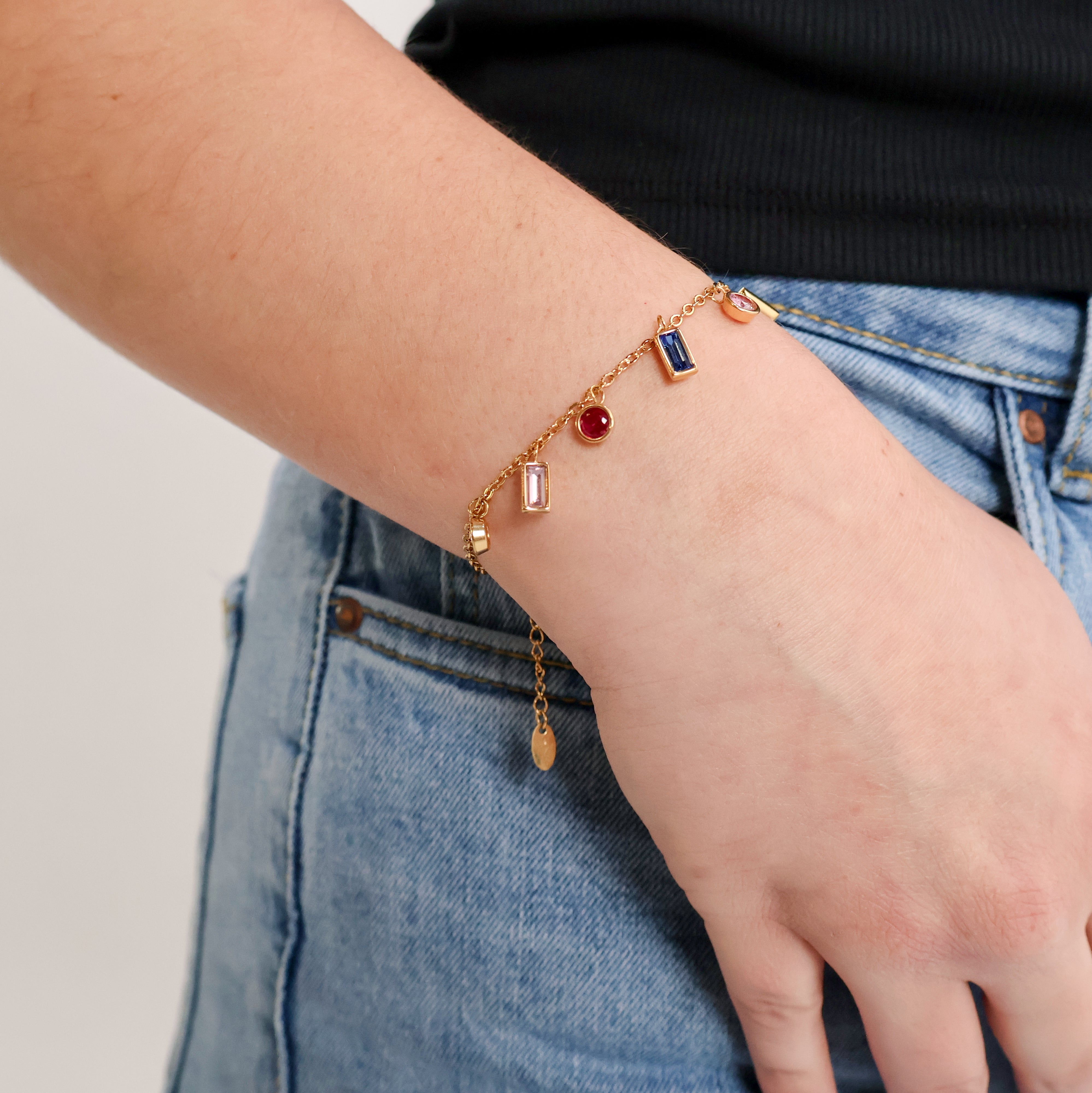 Bejeweled Charm Bracelet (Gold)