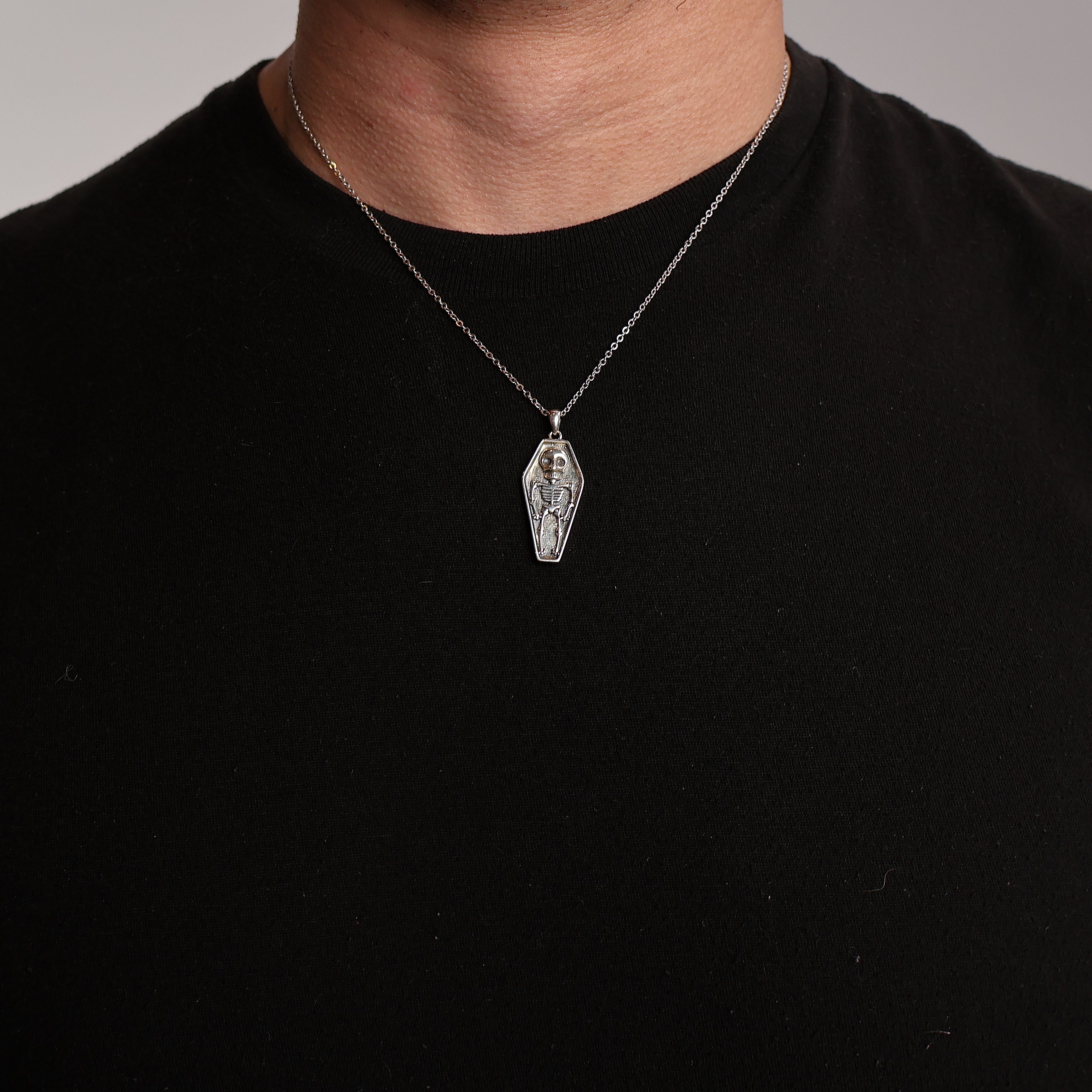 Skeleton Vault Necklace (Silver)
