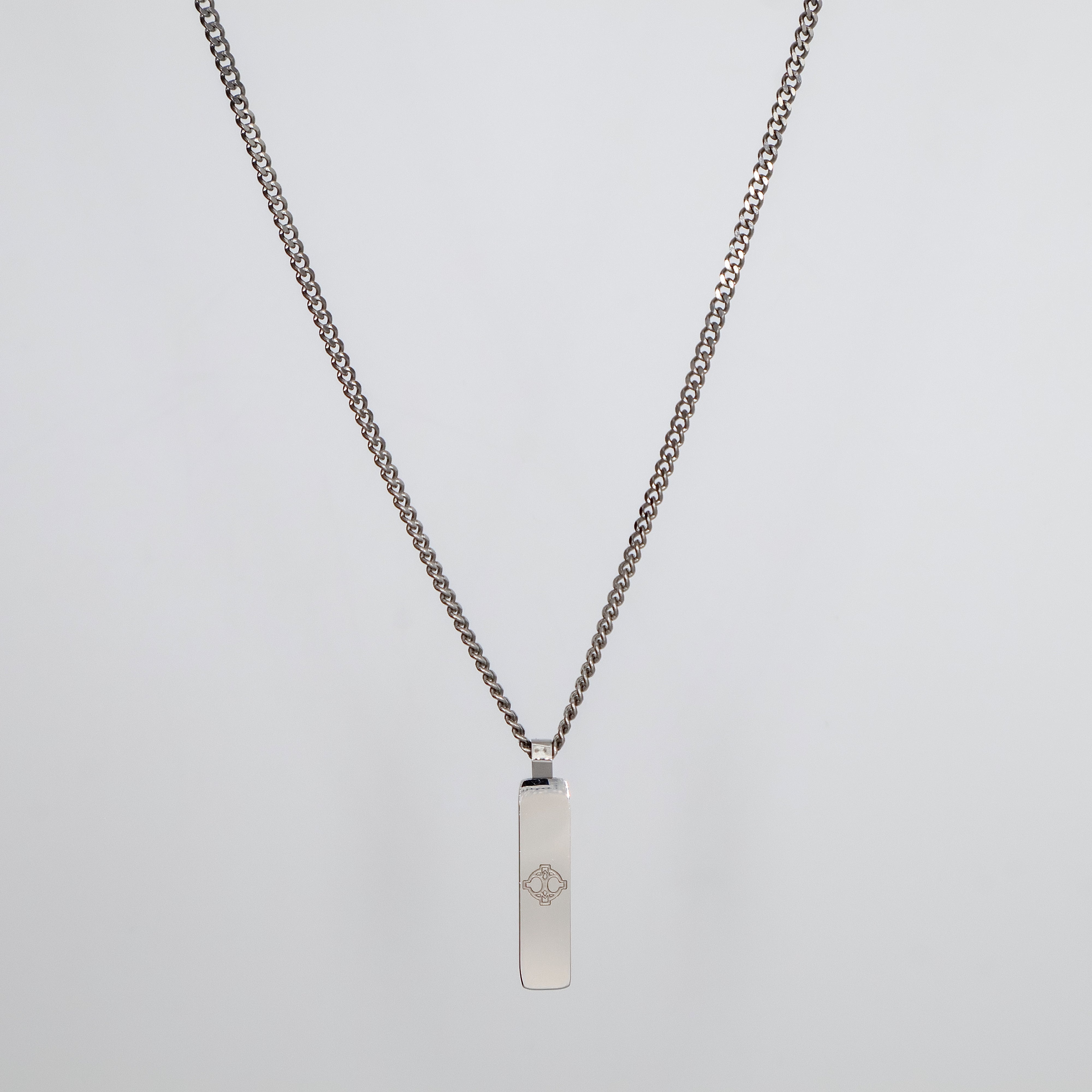 Totem Pendant Necklace (Silver)