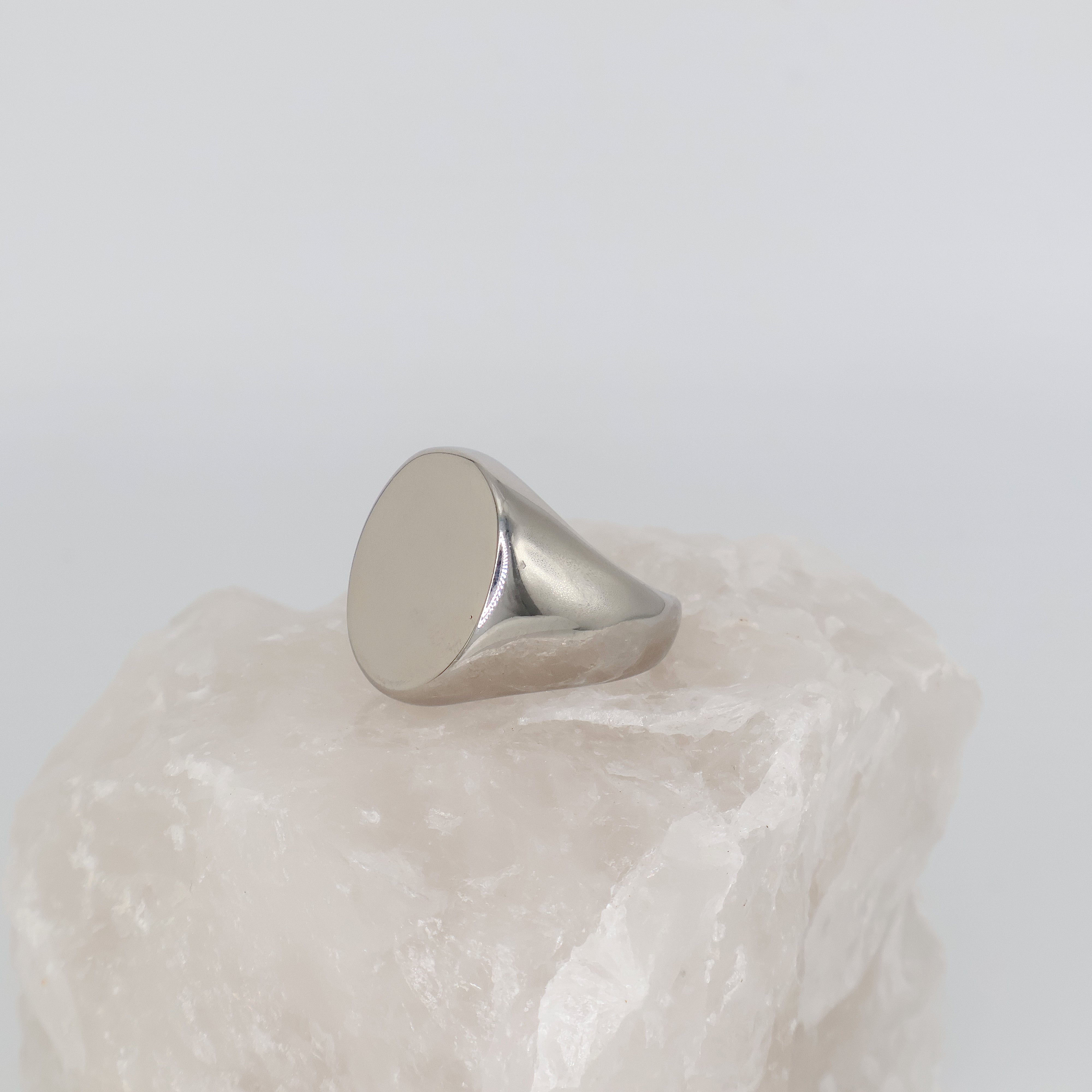 Oval Ring (Silver)