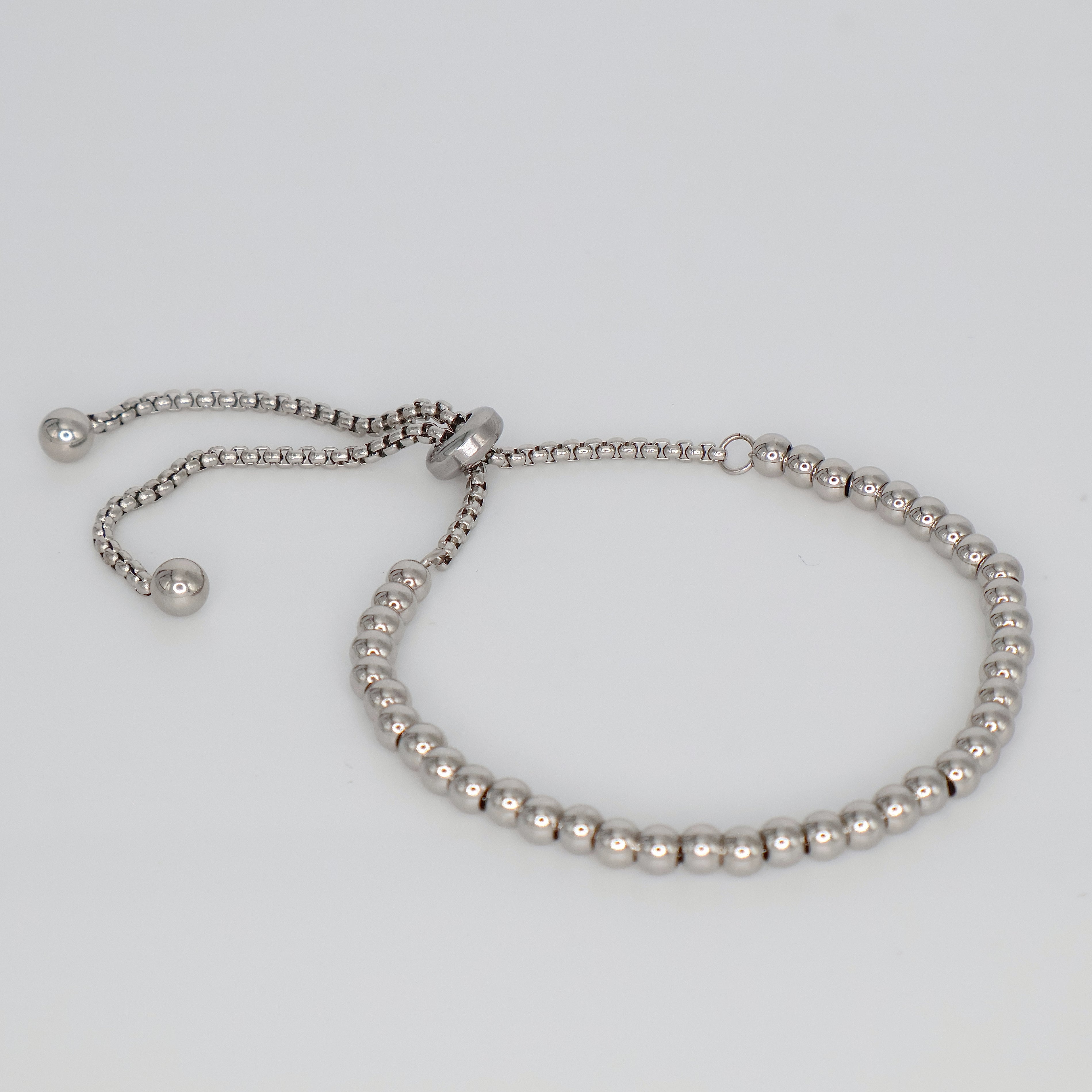 Adjustable Beaded Bracelet (Silver)