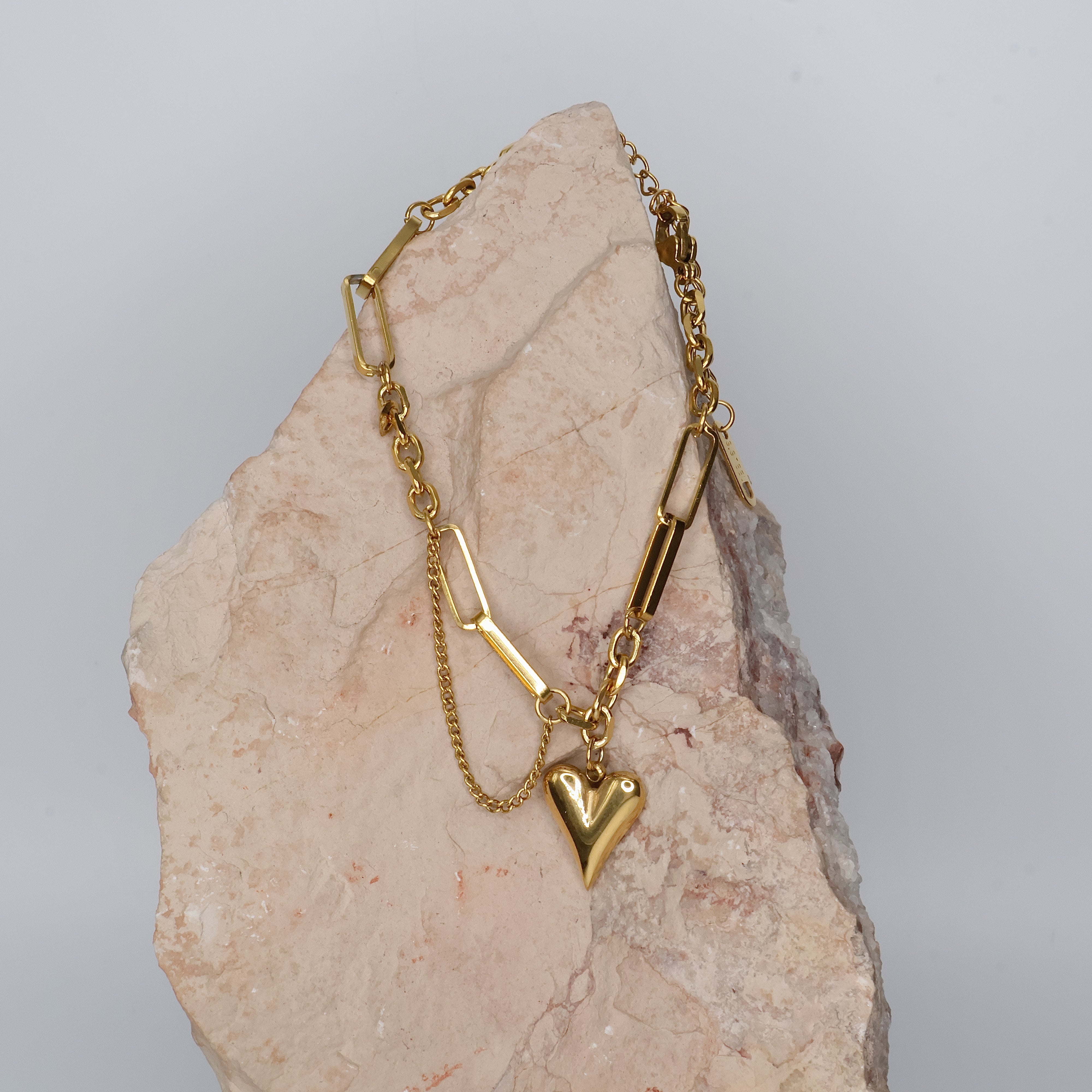 Solo Heart Charm Bracelet (Gold)