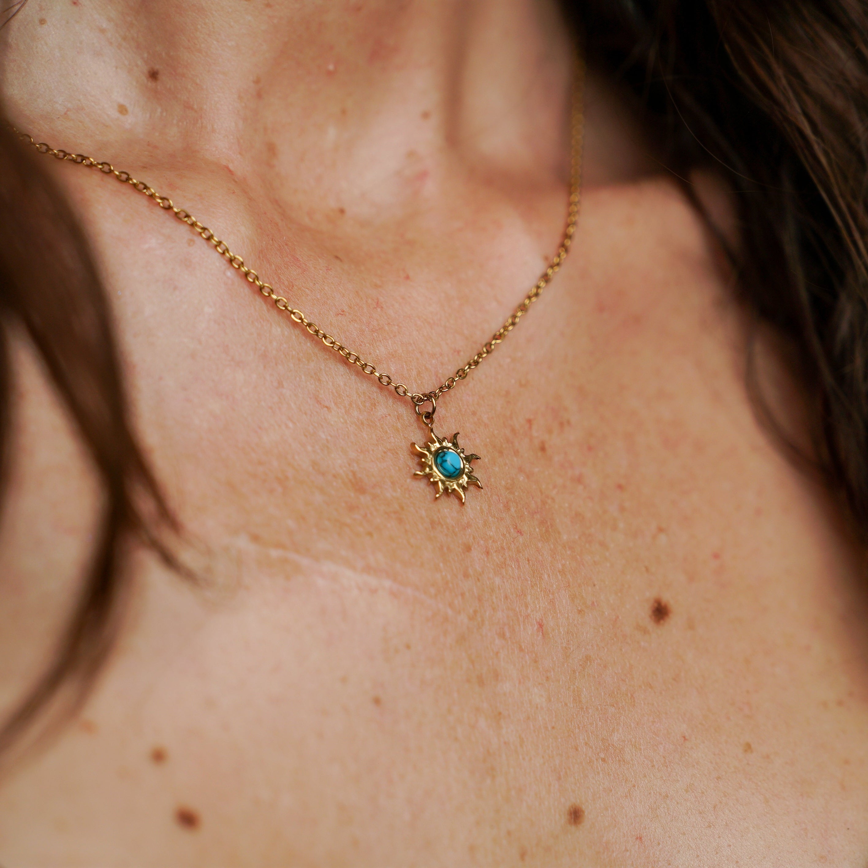 Turquoise Sun Necklace (Gold)