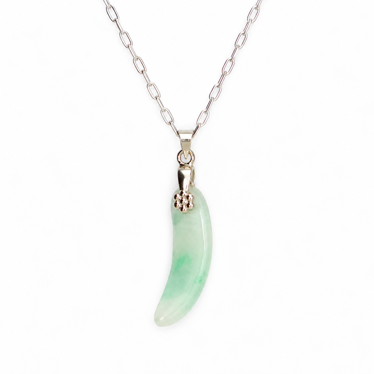 Jade Fang Necklace (Silver)