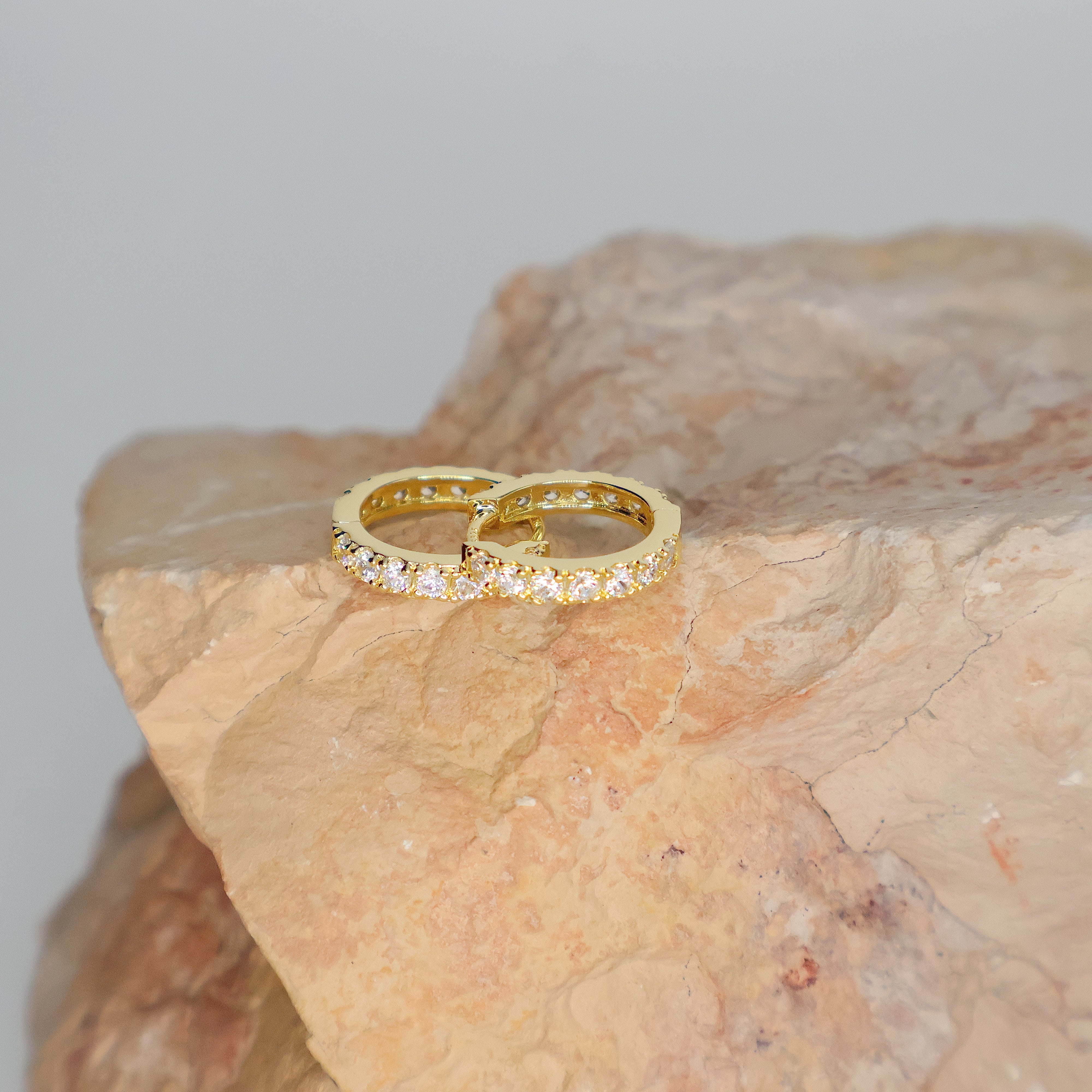 Huggie Stone Earrings (Gold)