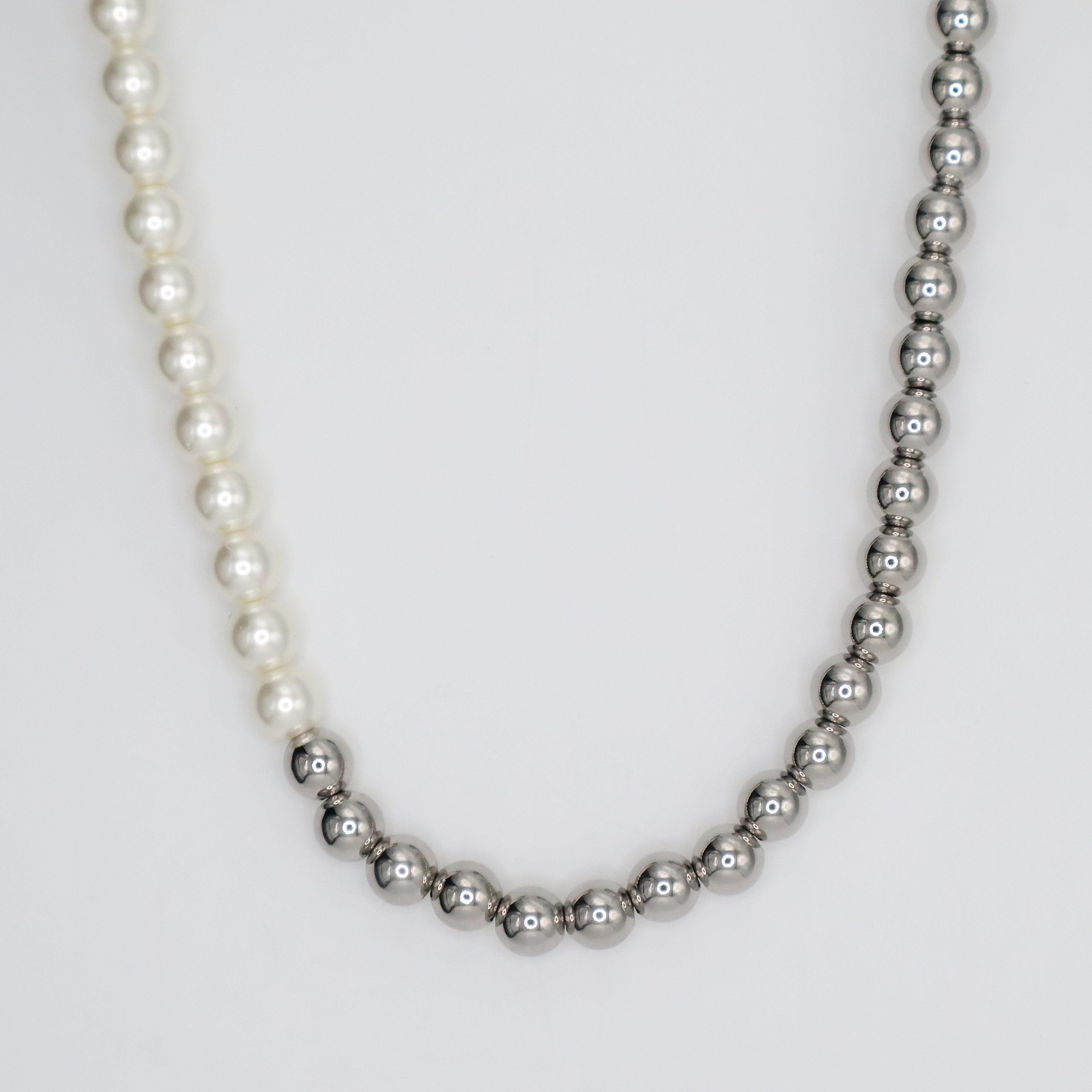 Pearl & Steel Ball Necklace (Silver)